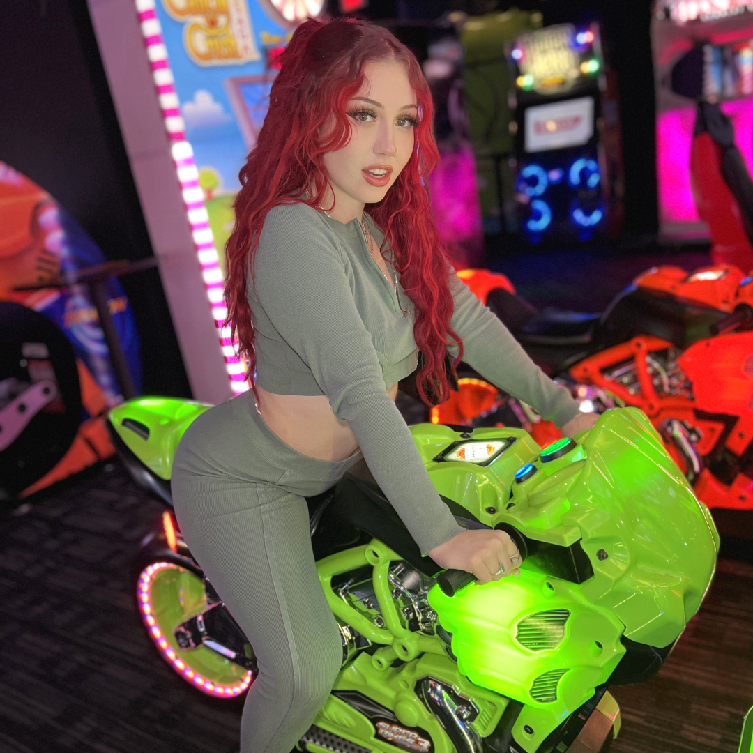 The Games She Plays in 4K - Mr.Lucky LIFE - Content Creator Hookups